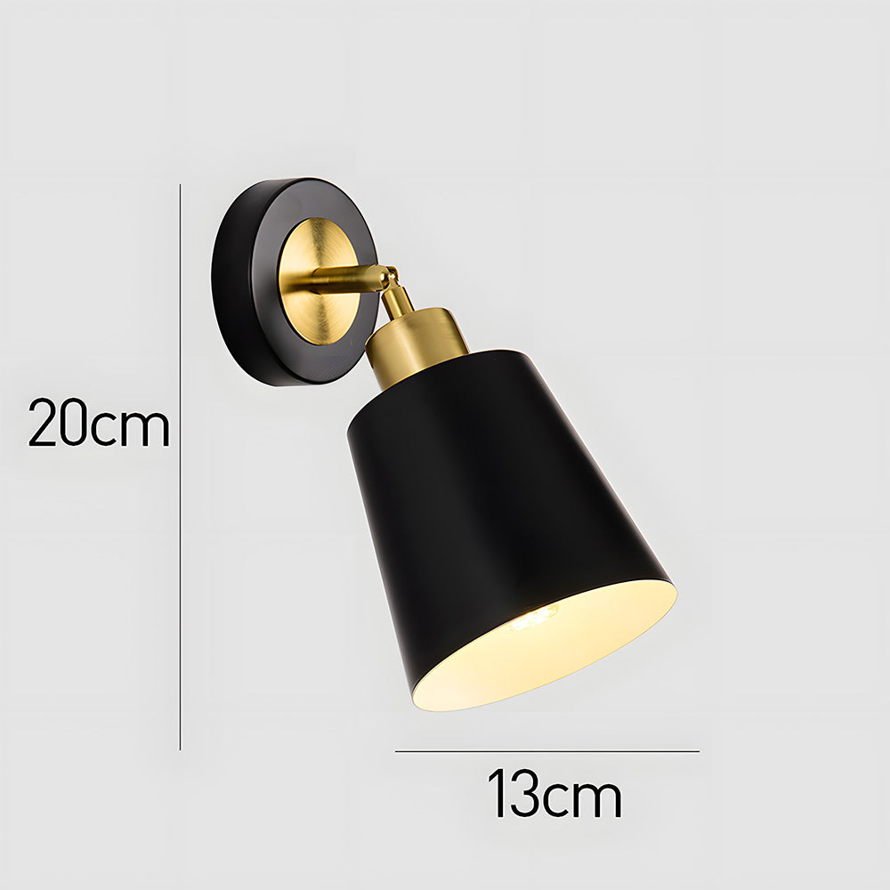 A simple and modern wall light with a high-quality finish, ideal for contemporary interiors.