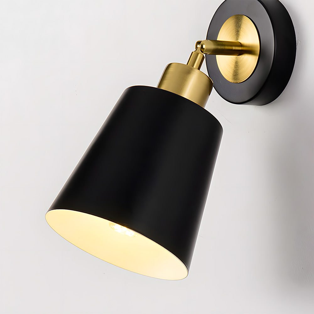 Modern wall light with subtle elegance, perfect for a cozy and stylish atmosphere.